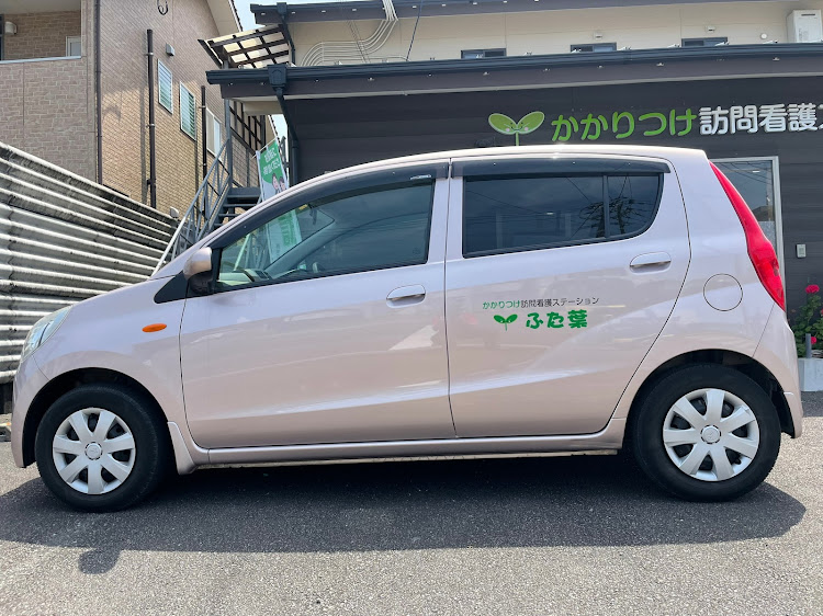 ヴォクシーのチームピンスト・No.001・戦争反対に関するカスタム事例の投稿画像4枚目