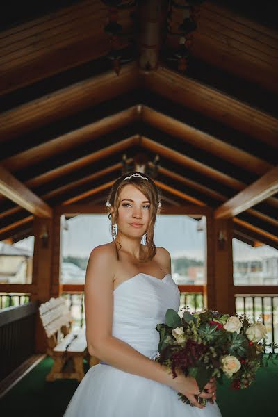 Fotógrafo de bodas Zhenya Istinova (mrsnobody). Foto del 2 de abril 2017