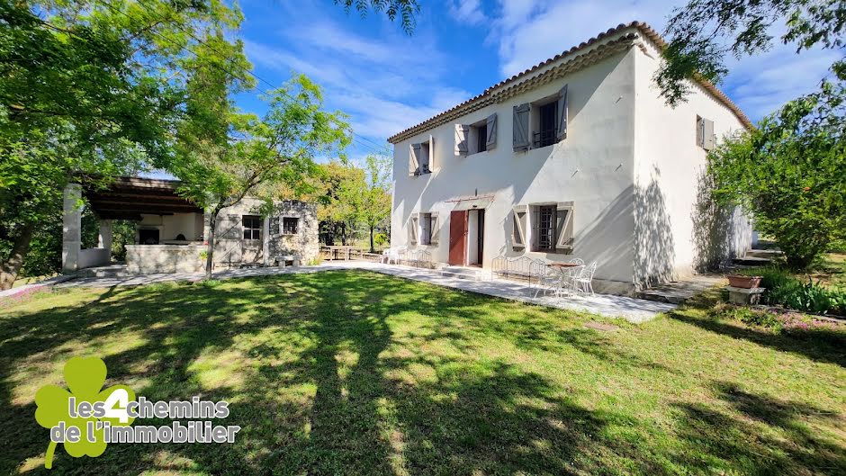 Vente propriété 7 pièces 200 m² à Aix-en-Provence (13090), 990 000 €