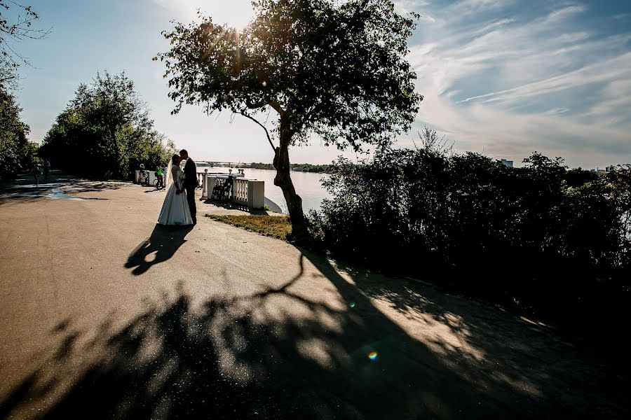 Fotografo di matrimoni Yana Krutikova (ianakrutikova). Foto del 16 settembre 2018