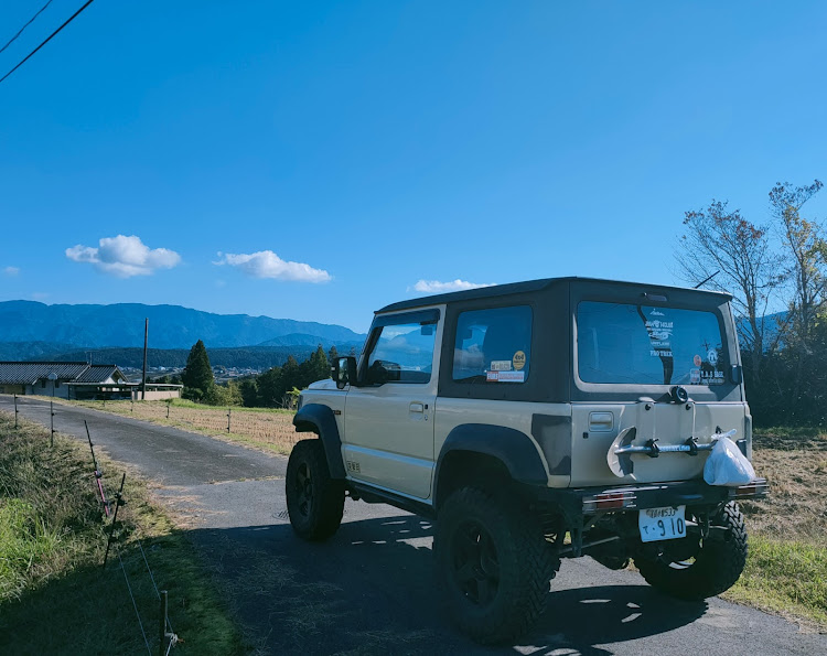 ジムニーシエラのカマドウマさんが投稿したカスタム事例の投稿画像1枚目