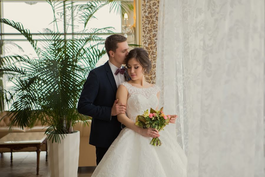 Wedding photographer Ekaterina Ilina (ekaterinailina74). Photo of 9 April 2019