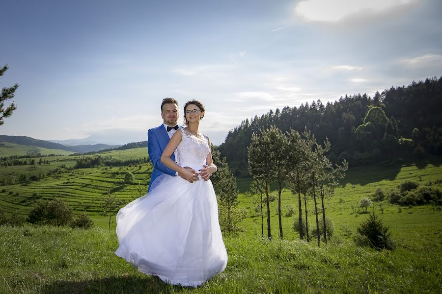 Fotógrafo de bodas Tomasz Cygnarowicz (tomaszcygnarowi). Foto del 20 de mayo 2018