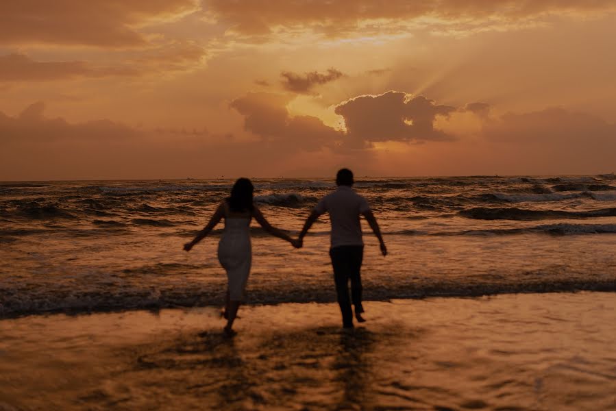 Fotógrafo de casamento Loc Ngo (locngo). Foto de 13 de janeiro 2021