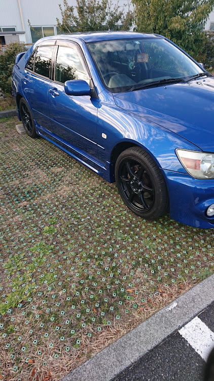 アルテッツァの仕事始め・一週間スタート・１週間頑張りましょうに関するカスタム事例の投稿画像1枚目