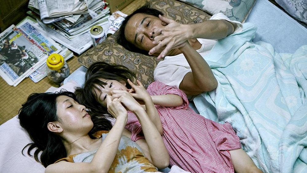 3. SHOPLIFTERS 03