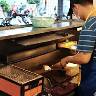 餓店蒸氣吐司