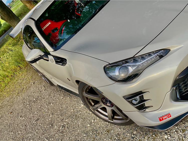 86の毎日楽しく元気にに関するカスタム事例の投稿画像2枚目