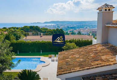 Villa with pool and terrace 19