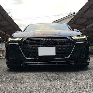 RS6 アバント C8