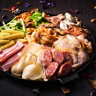 肉鮮生韓式烤肉(中壢店)