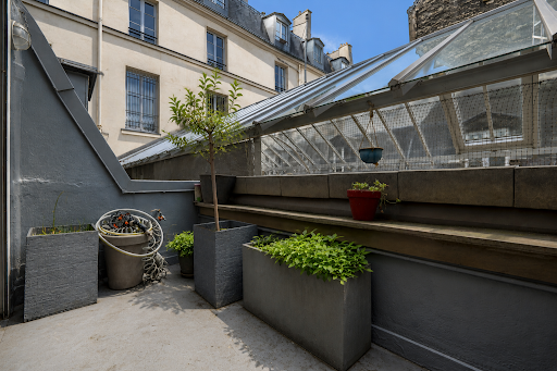 Apartment with terrace 2