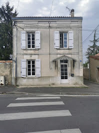 maison à Ruelle-sur-Touvre (16)