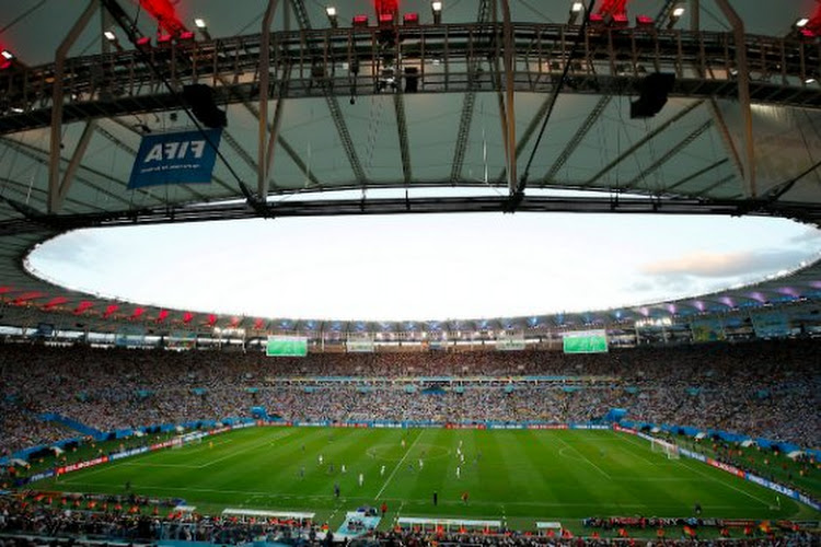 Heiligschennis! Urineren op het veld van Maracana