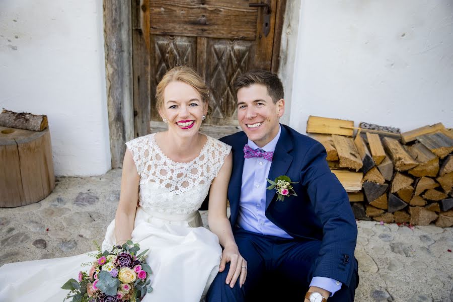 Hääkuvaaja Stephanie Winkler (lovelyweddinpic). Kuva otettu 30. tammikuuta