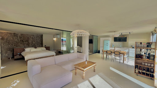 Appartement avec terrasse et piscine 5