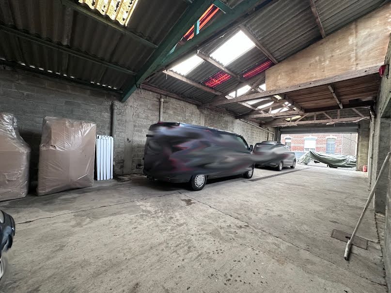 Vente parking  303 m² à Valenciennes (59300), 370 000 €