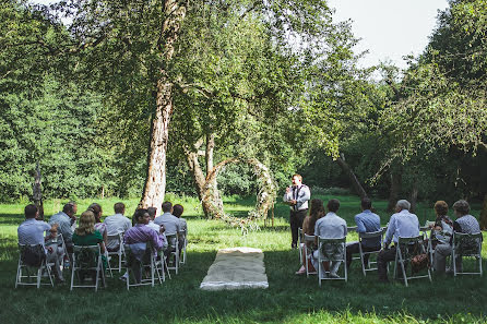 Fotografo di matrimoni Yuliya Popova (julia0407). Foto del 10 settembre 2016