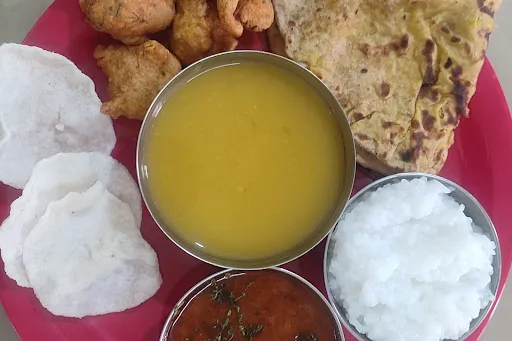 Aamras Puranpoli Thali