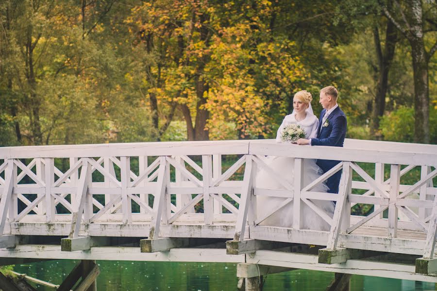 Fotografo di matrimoni Anya Volkova (anna19). Foto del 27 settembre 2014