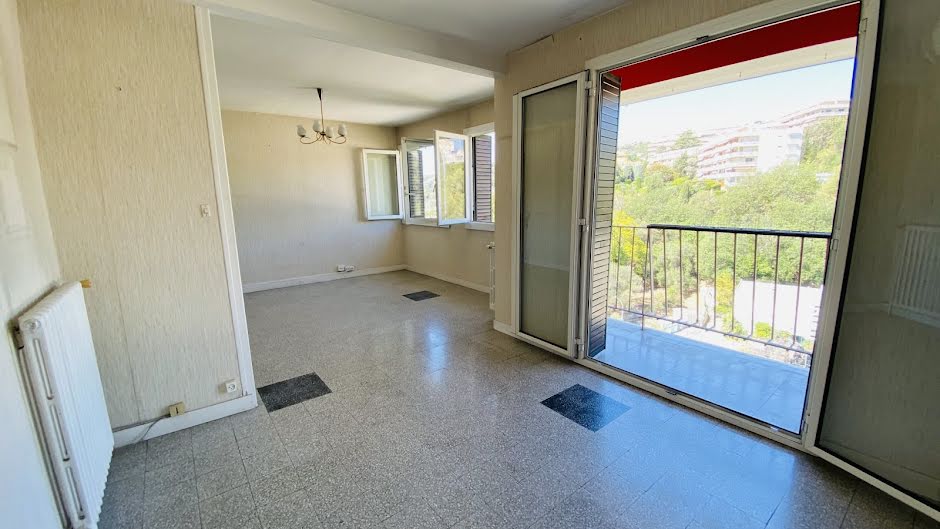 Vente appartement 2 pièces 55 m² à Nice (06000), 117 000 €