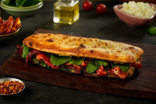 Pesto Sundried Tomato Sandwich