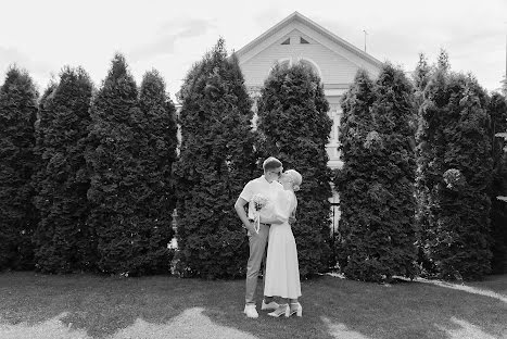 Fotógrafo de casamento Darya Kucan (dkucan8888). Foto de 2 de setembro 2022