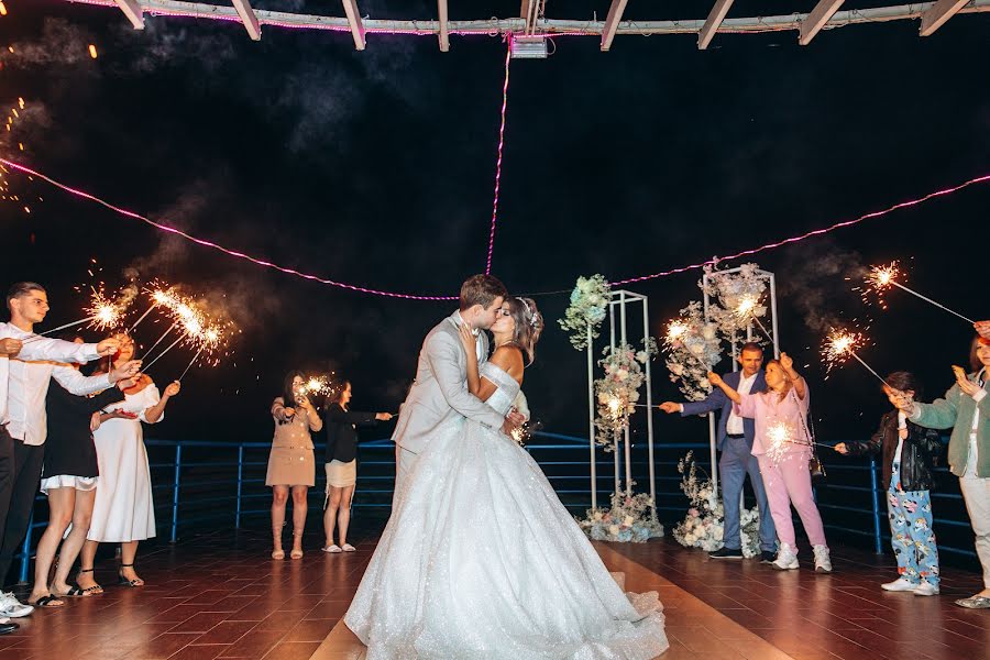 Fotógrafo de casamento Islam Nazyrov (nazyrovislam). Foto de 15 de fevereiro