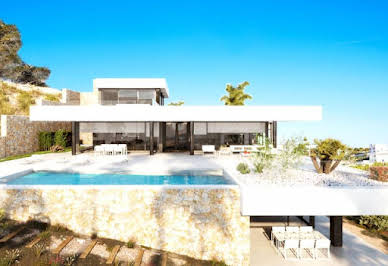 Villa with pool 15