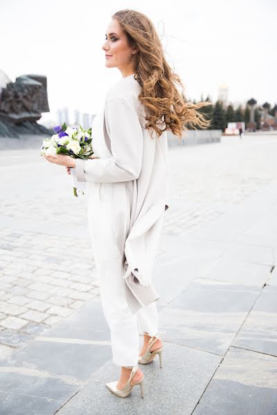 Wedding photographer Ekaterina Ikramova (katyaikramova). Photo of 5 June 2017