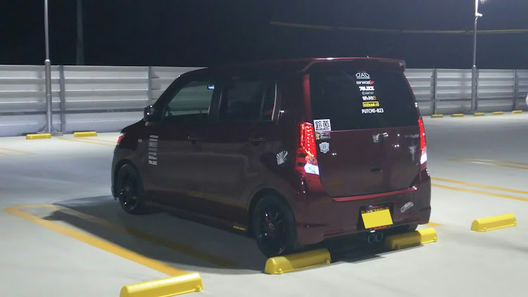 ワゴンRスティングレーの洗車してピカピカ・社外テール取り付け・LEDテールランプ・MBROサンダーLEDテールランプ・DIYに関するカスタム事例の投稿画像13枚目