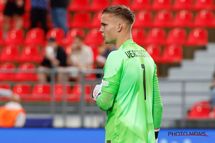 Bart Verbruggen, infranchissable...et exigeant : "On aurait dû mener 3-0 à la mi-temps" 