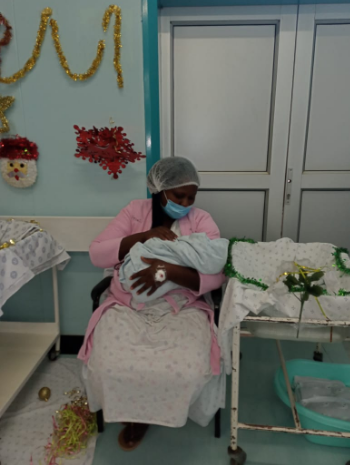 A new mom welcomes her baby into the world at KwaZulu-Natal’s Charles Johnson Memorial Hospital. Hers was one of 54 babies born on Christmas Day before midday.