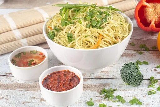 Veg Hakka Noodles