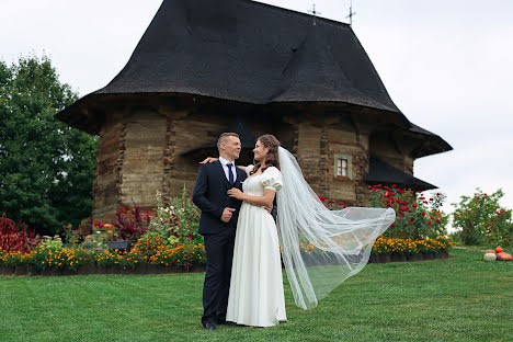 Photographe de mariage Cristina Melenciuc (cristinamelenciu). Photo du 25 avril 2023