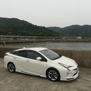 プリウス ZVW50