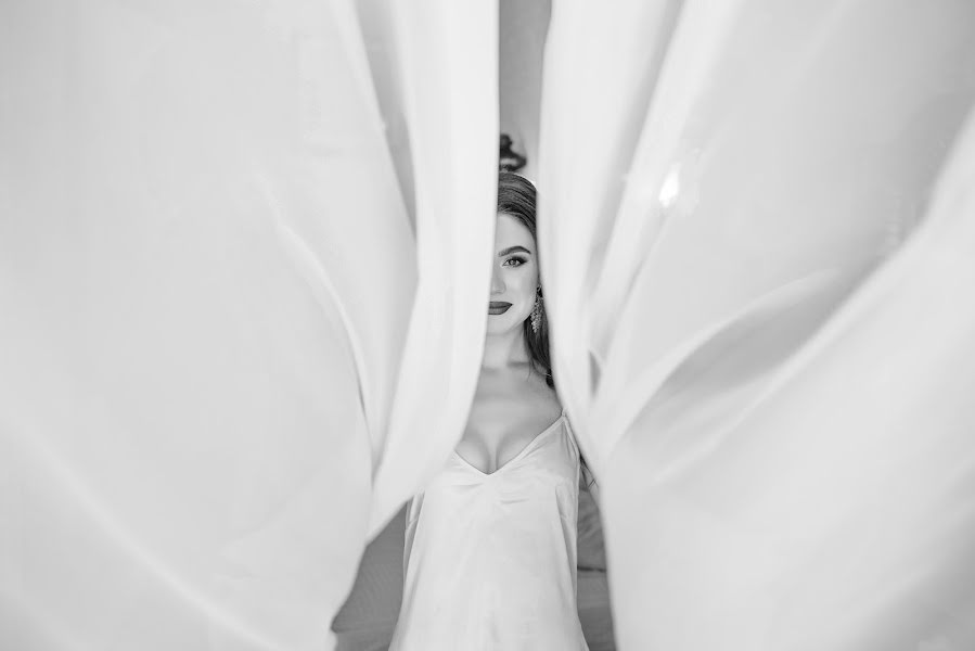 婚禮攝影師Viktoriya Utochkina（vikkiu）。2020 10月20日的照片