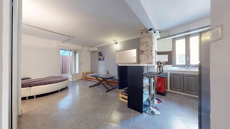 Location meublée appartement 1 pièce 33.68 m² à Carpentras (84200), 550 €