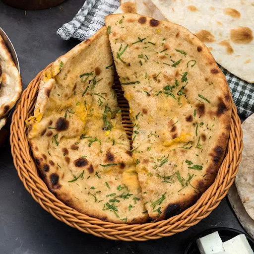 Tandoori Paneer Paratha