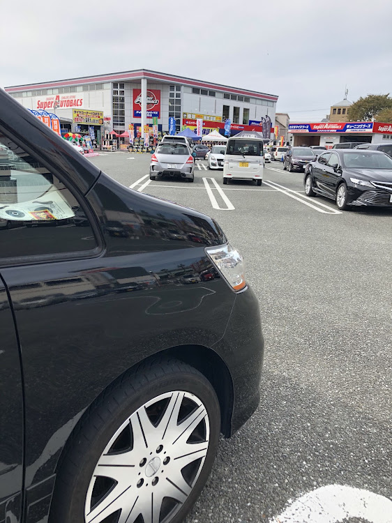 セレナの洗車・スーパーオートバックスに関するカスタム事例の投稿画像2枚目