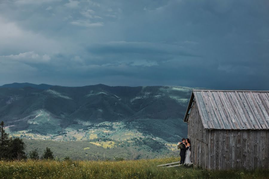 Wedding photographer Roman Vendz (vendzart). Photo of 13 April 2022