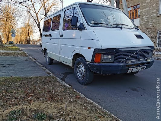 продам авто Renault Trafic  фото 2