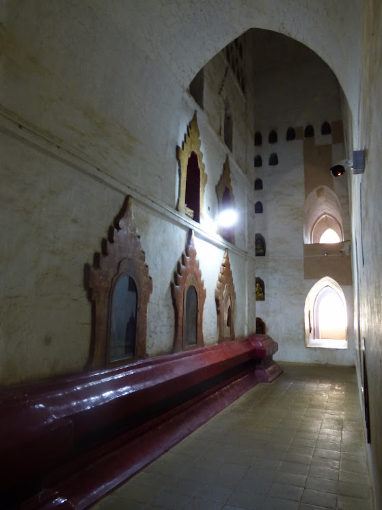 bagan - ananda temple