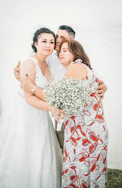 Wedding photographer Monica Hoyos (monikfda). Photo of 24 September 2020