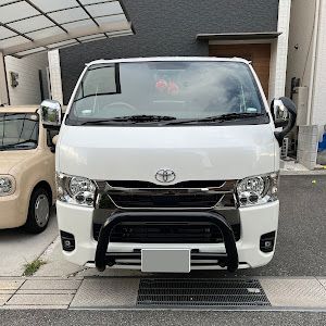 ハイエースバン TRH200V