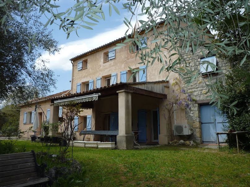 Vente propriété 12 pièces 260 m² à Grasse (06130), 799 000 €