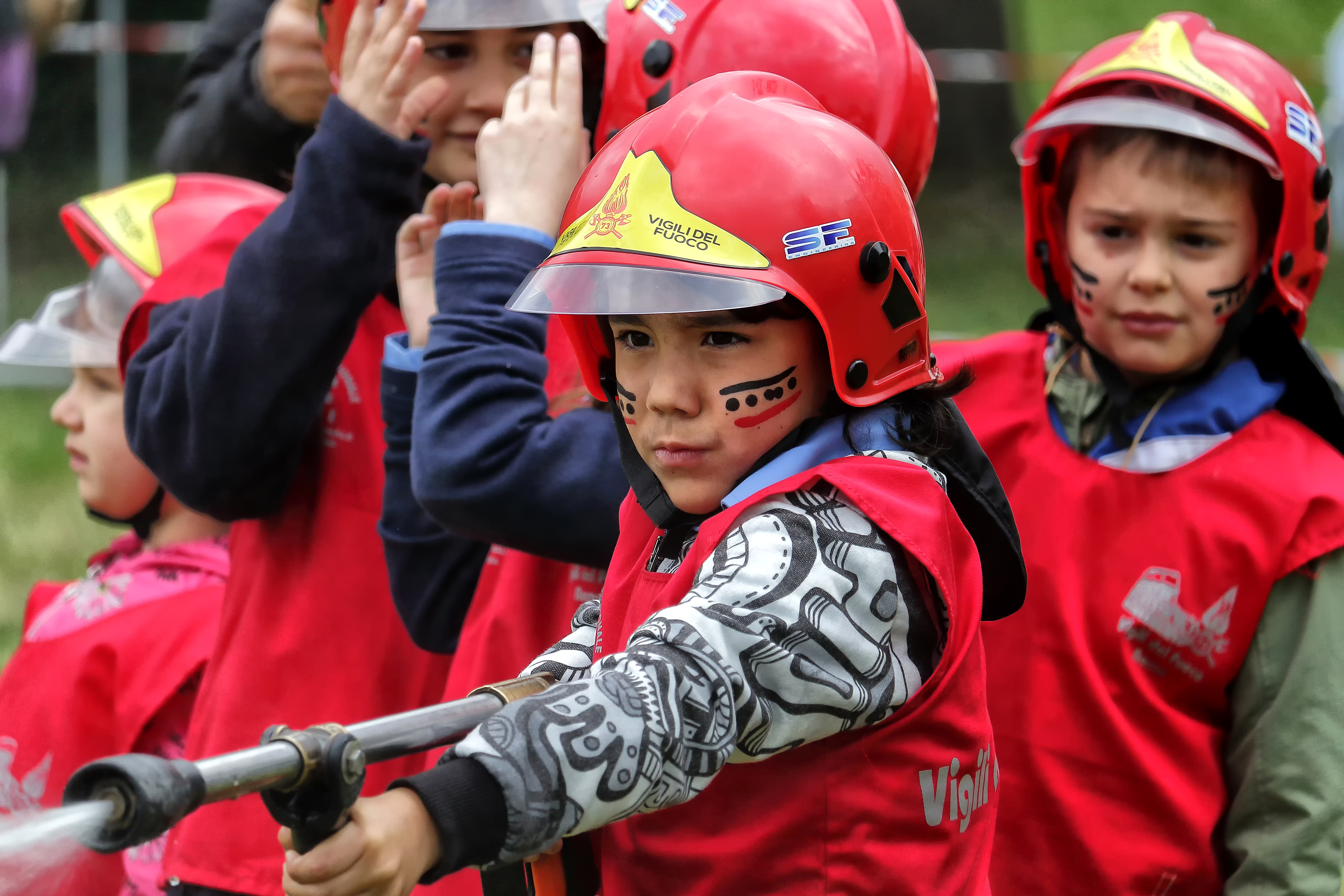 Piccoli pompieri crescono di romano