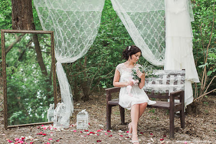 Fotógrafo de casamento Anastasiya Strelcova (nastya2307). Foto de 16 de dezembro 2015