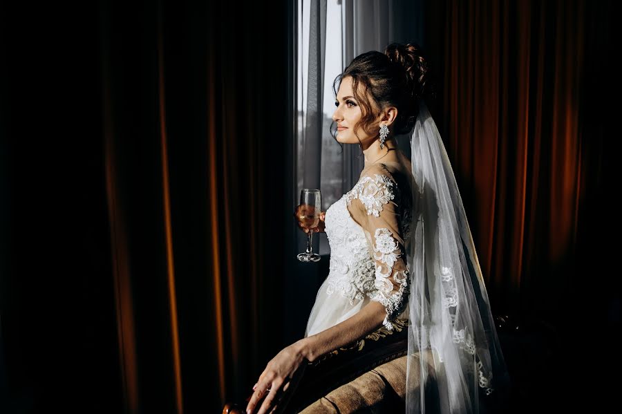 結婚式の写真家Yuriy Khoma (yurixoma)。2019 2月10日の写真