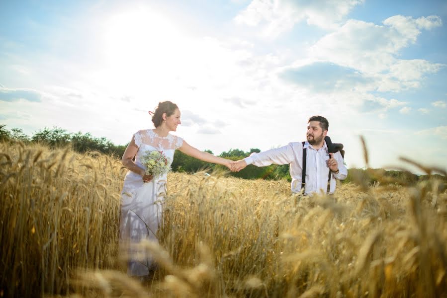 Svadobný fotograf Jozef Fortuna (fortunastudio). Fotografia publikovaná 25. marca 2019